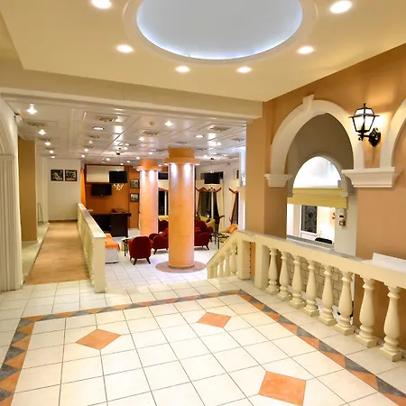 Paloma Blanca 3*