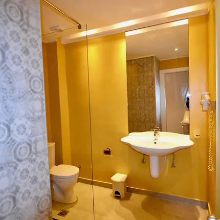 Hotel Paloma Blanca