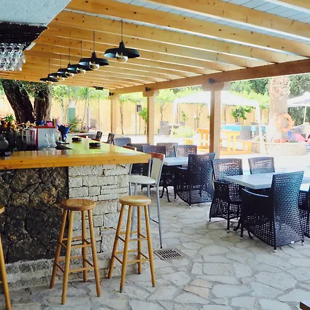Hotel Paloma Blanca