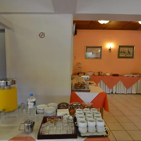 Hotel Paloma Blanca 3*