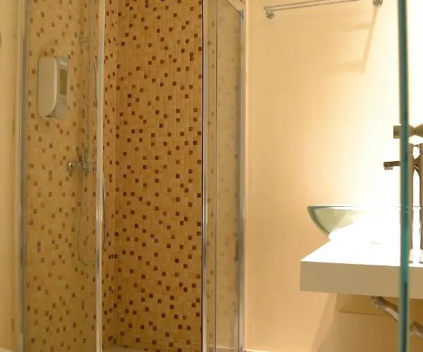 Отель Paloma Blanca Ипсос