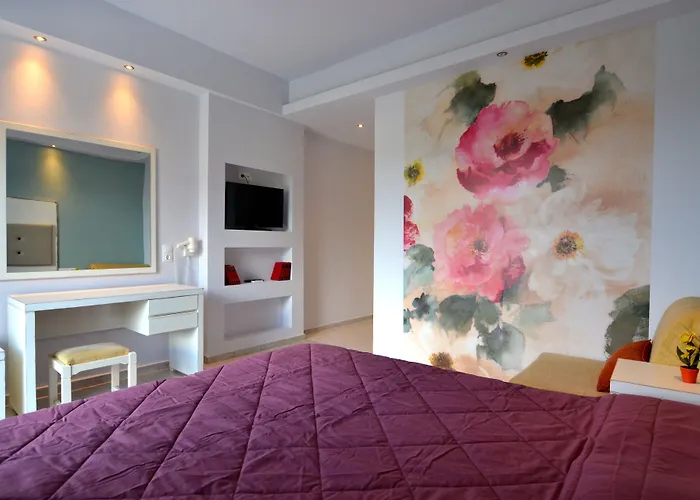 Отель Paloma Blanca